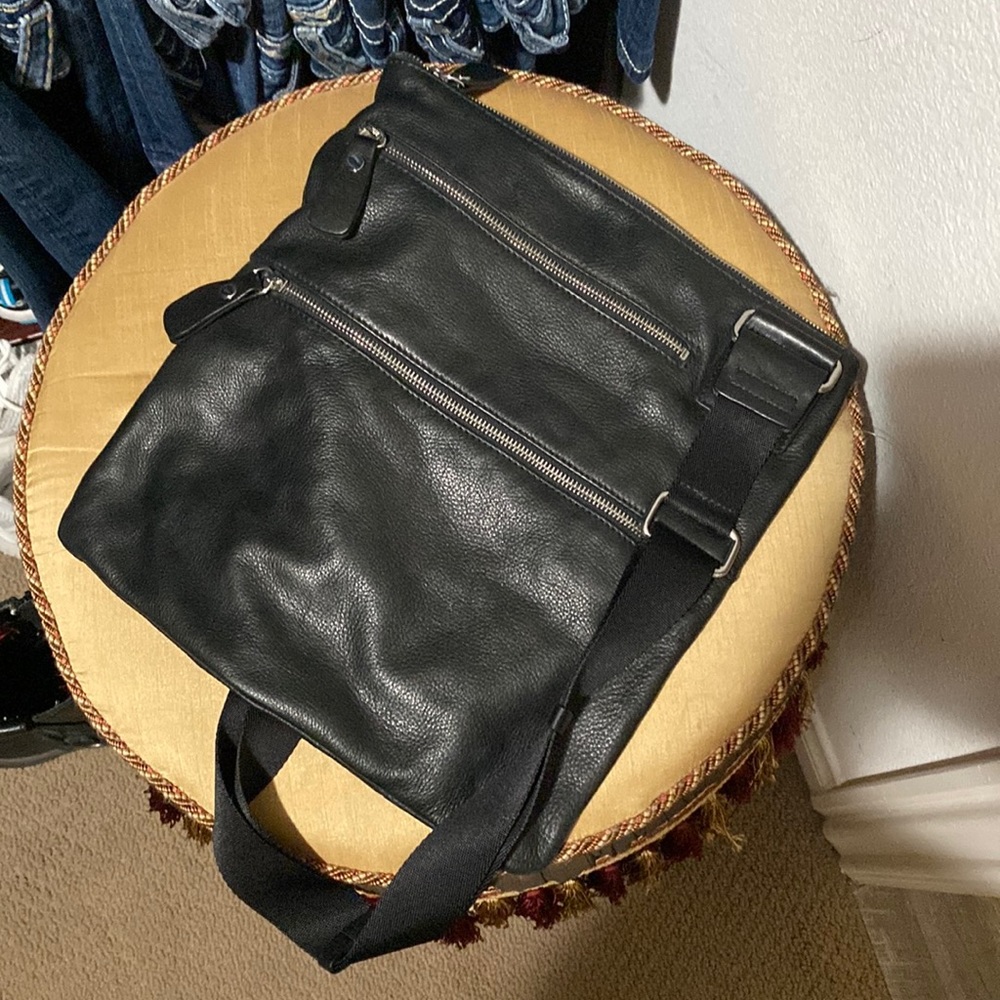 Margot Genuine Leather Womens Crossbody‎ Bag Black